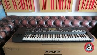 Unboxing The Yamaha MOXF6