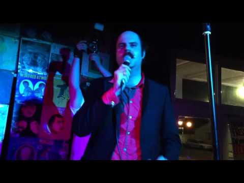 Donny Benet - Working Out @ The Union Hotel (23/10/15)