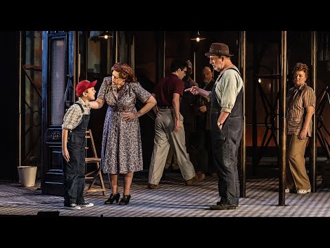 STREET SCENE | Trailer