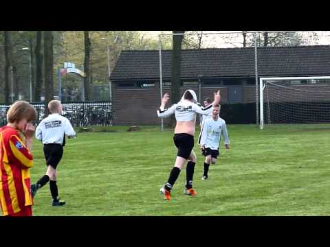 de 1 0 tegen juliana'31 D6 Dzenis