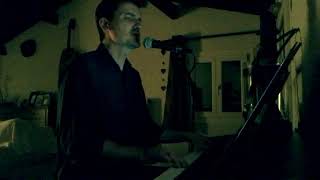 Pretend the world has ended (She wants revenge piano cover)