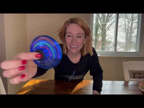 Review of Mini Drones for Kids,Junywell 2021 Magic Flying Spinner for Adult Kids Hand Operated