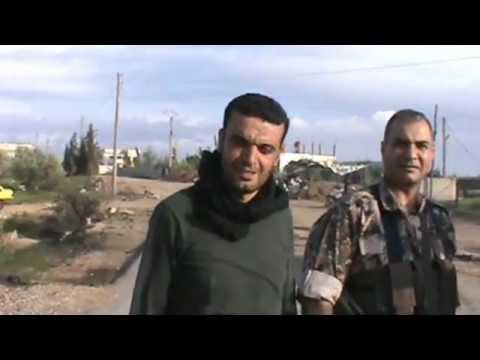 قادة الجيش الحر من لواء مغاوير حوران والقائد الميداني للواء توحيد الجنوب بعد السيطرة على حاجز أم المياذن ضمن معركة الطريق إلى دمشق