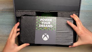 Xbox Series X unboxing