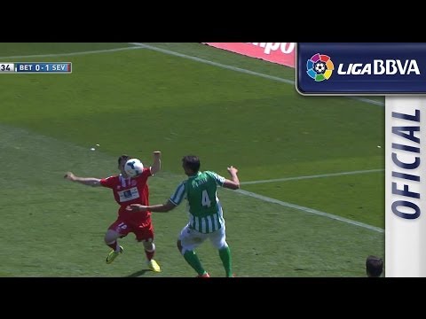 Controversy : Amaya handball