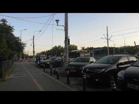 Autobuzele Mercedes Benz Citaro Euro 4 de pe liniile 642 și 641 în stația Drumul Taberei.