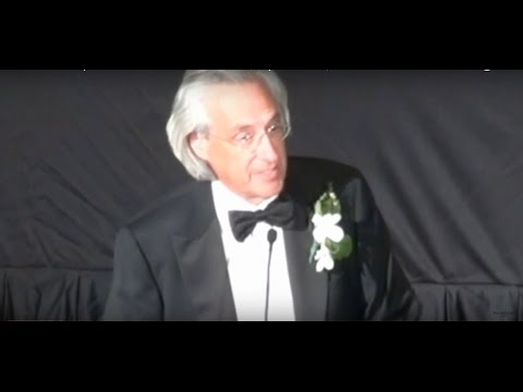 Tom Kline accepts Michael A. Musmanno Award, September 14, 2016