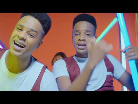 The Twins  feat Filho do Zua - Tchobo (Video Oficail) Martins DG SHot it