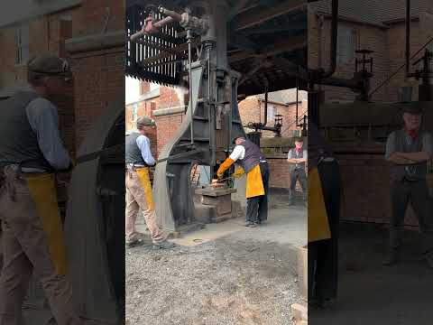 Steam hammer in action #metalsmith #forged #steamengine #blacksmith #machine #forging #history