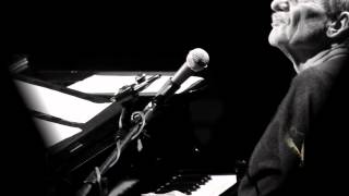 Paolo Conte - Velocità Silenziosa (Live Umbria Jazz 2009)
