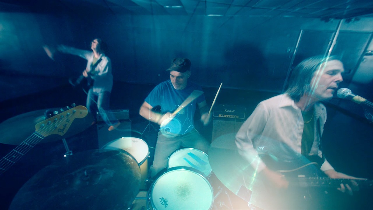 Quicksand - Crystallize (Official Music Video) - YouTube