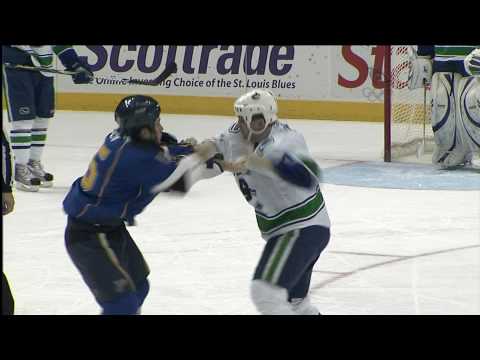 Canucks at Blues - Rick Rypien Vs Cam Janssen - 12.31.09 - HD