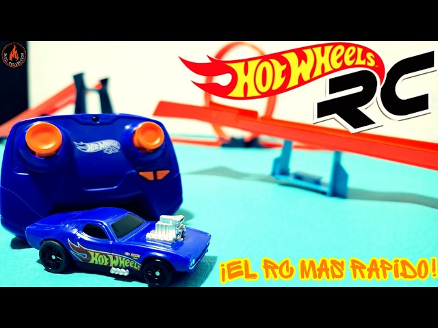 Vídeo relacionado con Hot Wheels RC Speed Challenge, Pista para Coches de Juguete con 30 Piezas y vehículo teledirigido, los Coches Funcionan Dentro y Fuera de Pista, Juguete Regalo para niños y niñas +5 años, HXX45