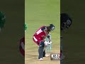 Muralitharan BAMBOOZLES Bravo