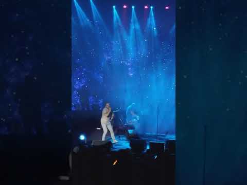 اجرای زنده اهنگ خوشبختیت آرزومه با سیامک عباسی عزیزم و پیانو بنده فریدمهاجرپور