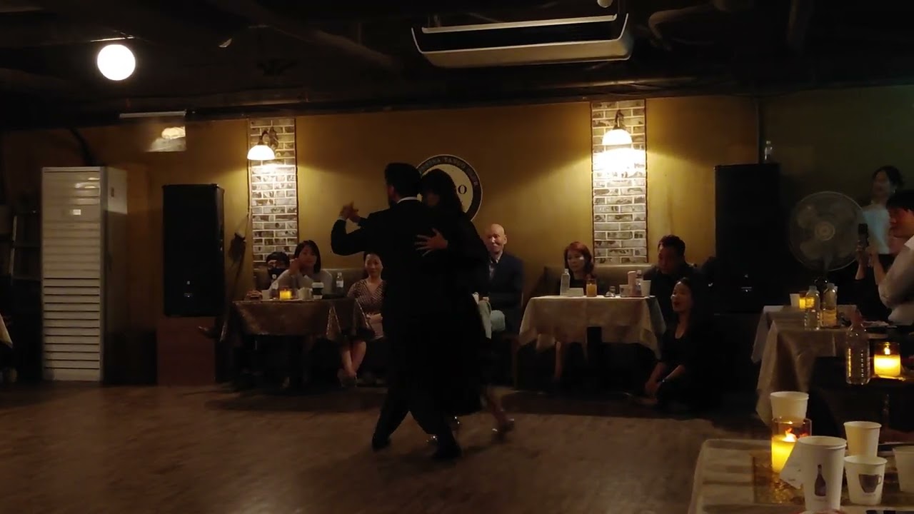 [Richard Cappz, Esteban Riera - Un Sueño y Nada Mas] Edison Chaves & Beau Chispita Kim