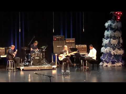 Ain't no sunshine - Alice Kucevic Hugøy