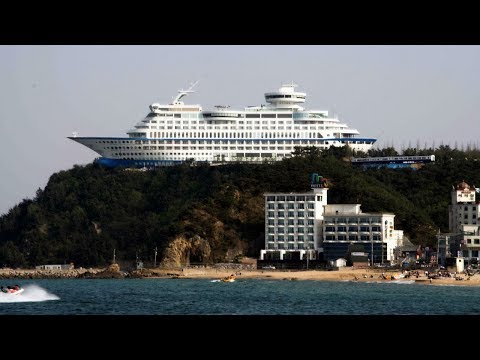 This Cruise Ship Balanced On Top Of A Cliff Isn’t Photoshopped, And How It Got There Is Awesome