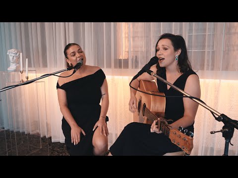 Event Entertainers presents Azura - Teardrops