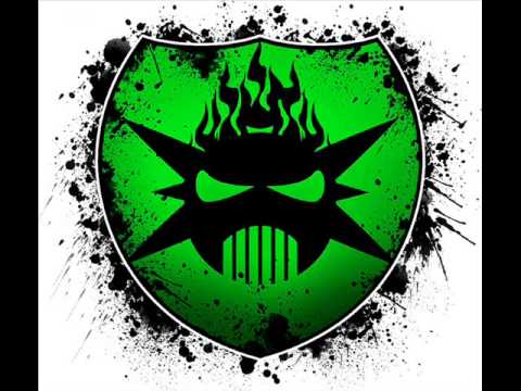 Afrojack, Nicky Romero, David Guetta   Showtek 'Booyah' LIVE @