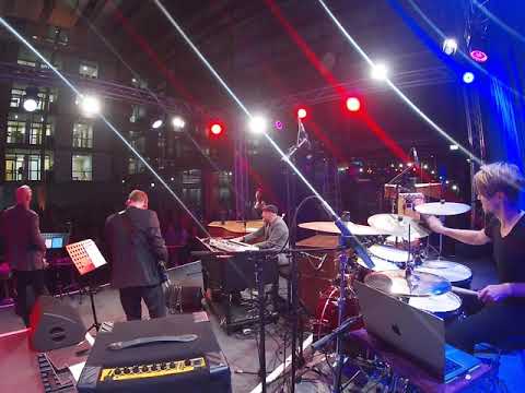 Vincent Golly - DrumCamSnippet - w. Soulmates - FunkJam