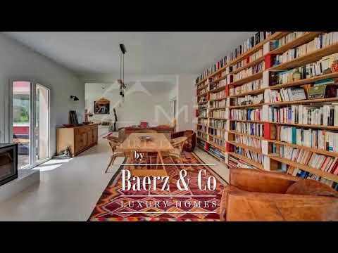 Near Aix-en-Provence- Renovated house with open view - Luxury home for sale