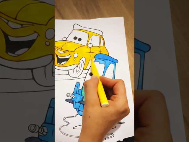 Vídeo relacionado con Disney Pixar Cars Sally Carerra Finish Graphic Camiseta Camiseta