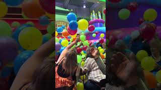 Celebrate everyones birthday at the Royal Birthday Bash on Royal Caribbean Wonder of the Seas! 💃