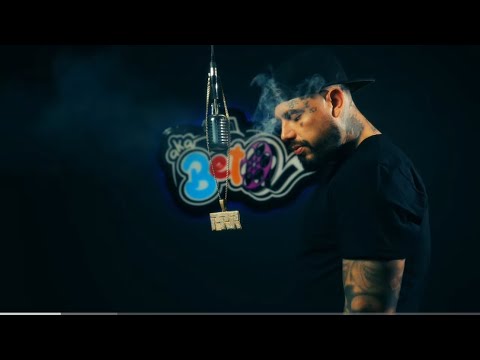 Kiing Khash  - aiming at your ball cap