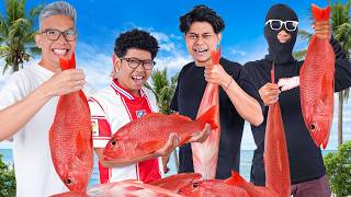 Download lagu WHO CAN CATCH THE MOST FISH??!! mp3