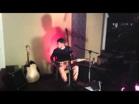 Tom Richardson - Song For Jens (debut live performance) - LOX cafe, Germany 2012