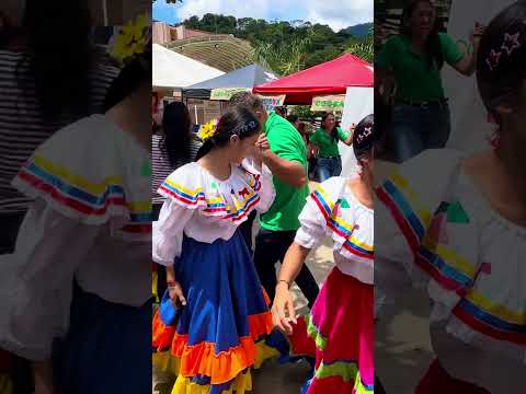 ÉXITO TOTAL FERIA DE SERVICIOS