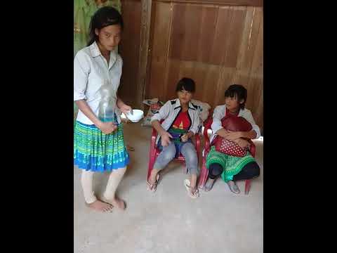 Niam laus niam hluas siab tsi ncaj😁😁