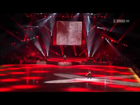 Art on Ice 2013 - Stéphane Lambiel "Paint it Black"