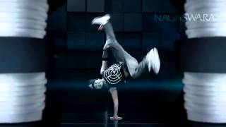 Download lagu HITZ   Na Wa Neo  You n Me ) Falling In Love    Video Music HD mp3