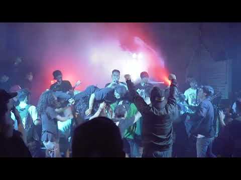 Jeruji Live at Madness show