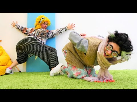 Fenomen teyzeler! Mukaddes ve Mukadder Challenge'ye katılıyorlar! Komik video