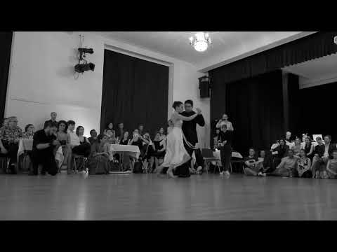 Carlitos Espinoza and Agustina Piaggio. Tango. @Tangostories