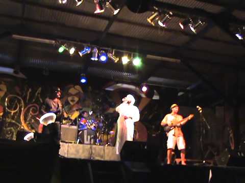 RAZ BIN SAM FEST'NAPUAN MUSIC FESTIVAL 2011