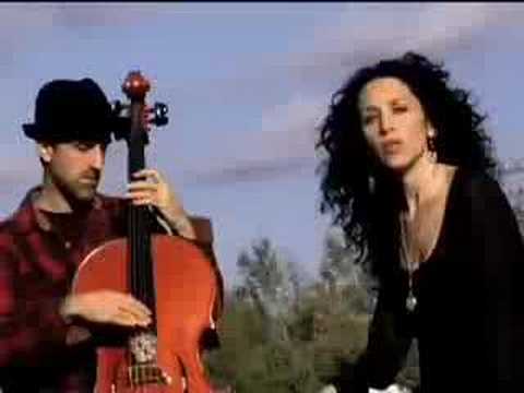 Bethany & Rufus - 900 Miles (Music Video)