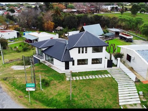 Video de YouTube - Casa en Venta de 4 dormitorios con  Garage en Real de San Carlos, Colonia