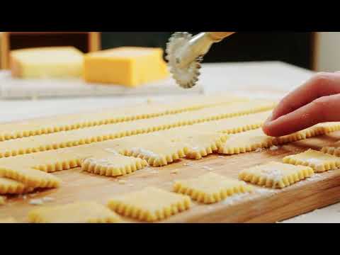 Cheese cracker recipe | KitchenAid UK