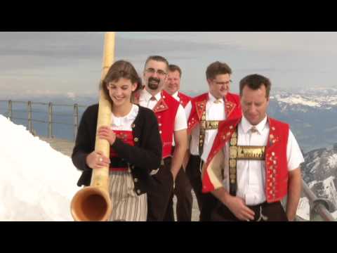 Lisa Stoll und SängerFREUNDe "Mountains"