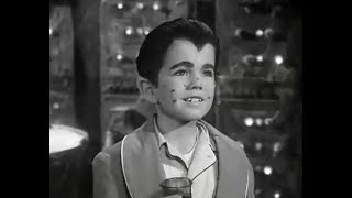 &quot;CAMPTOWN RACES&quot; sung by THE MUNSTERS