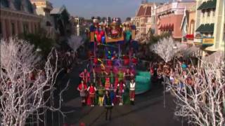 Demi Lovato-A Wonderful Christmas Time[Live]@Disney Parks Christmas Day Parade 2009