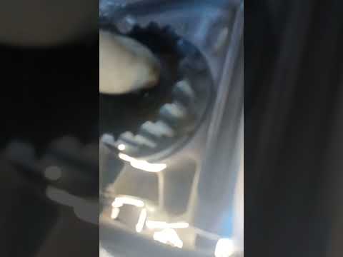 13 Volvo XC60 Alternator not changing due to Gear coupler coming loose