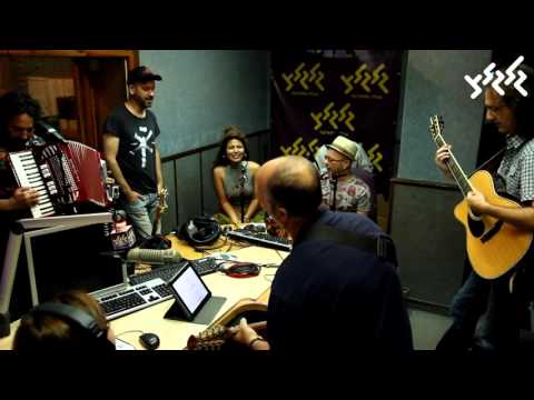 טיפקס - פרח השכונות (חי באולפן גלגלצ)