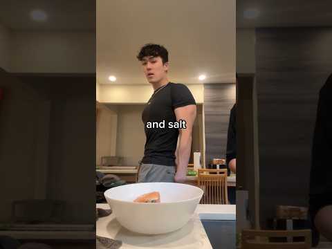 the VIRAL Salmon Bowl Recipe is perfect for gains 💪