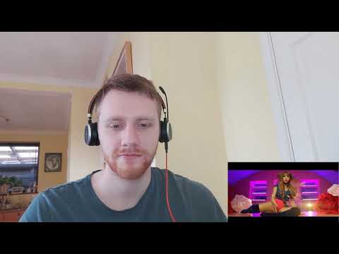 Danna Paola - Mala Fama (GRINGO REAGE)