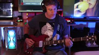 Call of the Wild - Saxon🙂😎🤩🎼🎸 (Gibson Sg Bass)